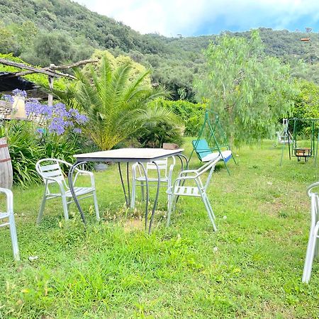 Agriturismo Barilaro 菲纳莱利古雷 外观 照片