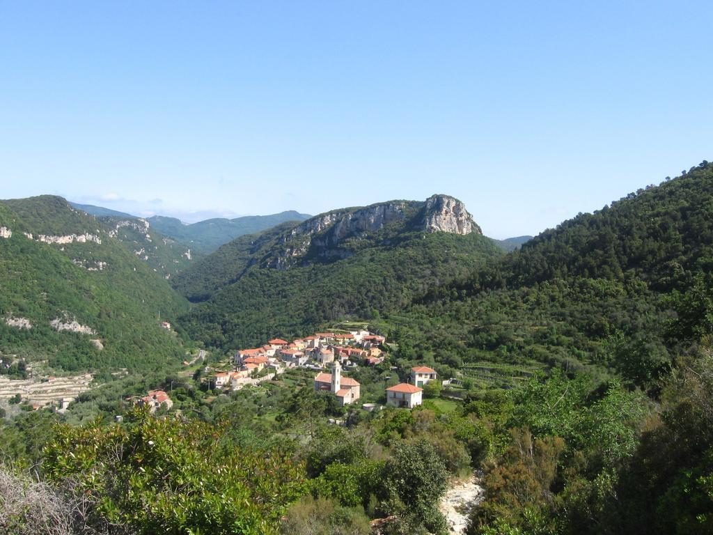 Agriturismo Barilaro 菲纳莱利古雷 外观 照片