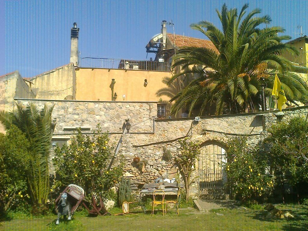 Agriturismo Barilaro 菲纳莱利古雷 外观 照片