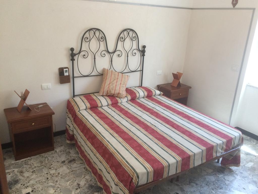 Agriturismo Barilaro 菲纳莱利古雷 外观 照片